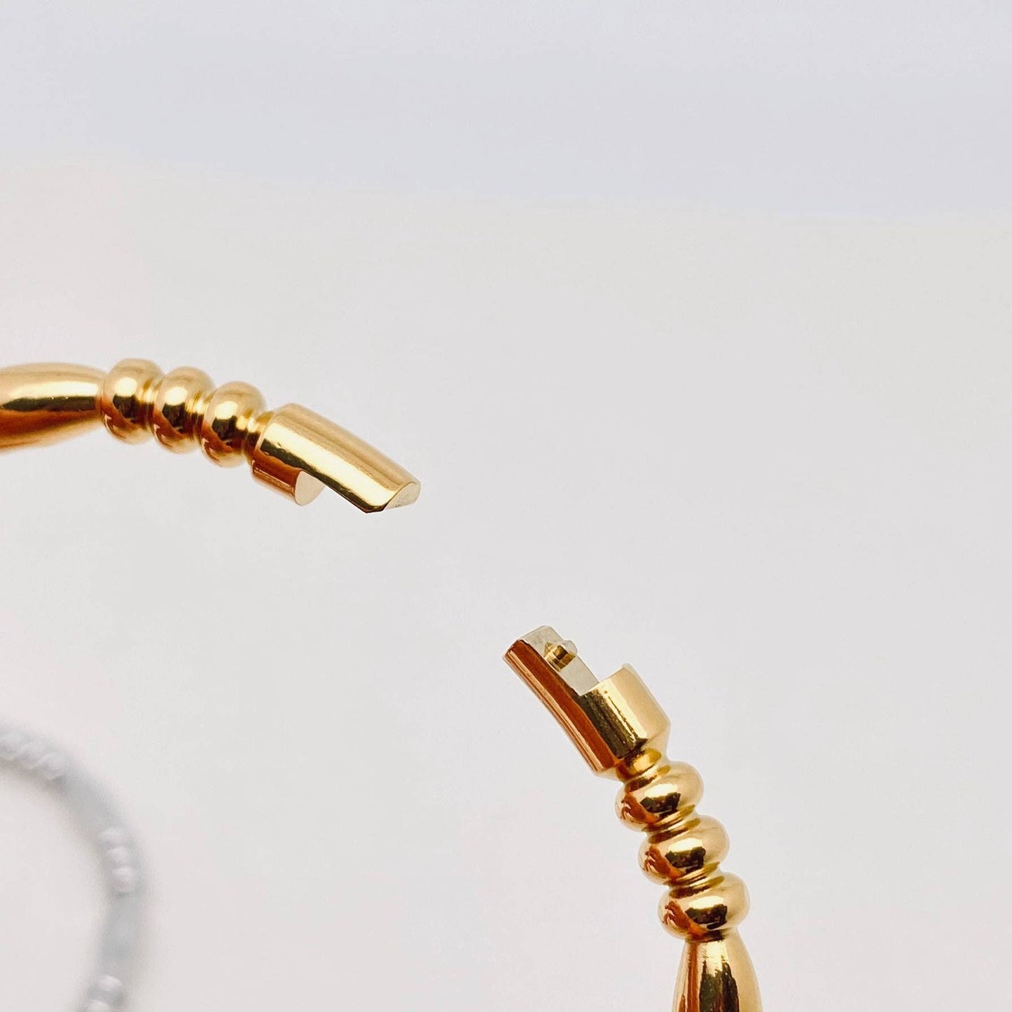 Multi-style 18K Gold-plated Stainless Steel Bangle