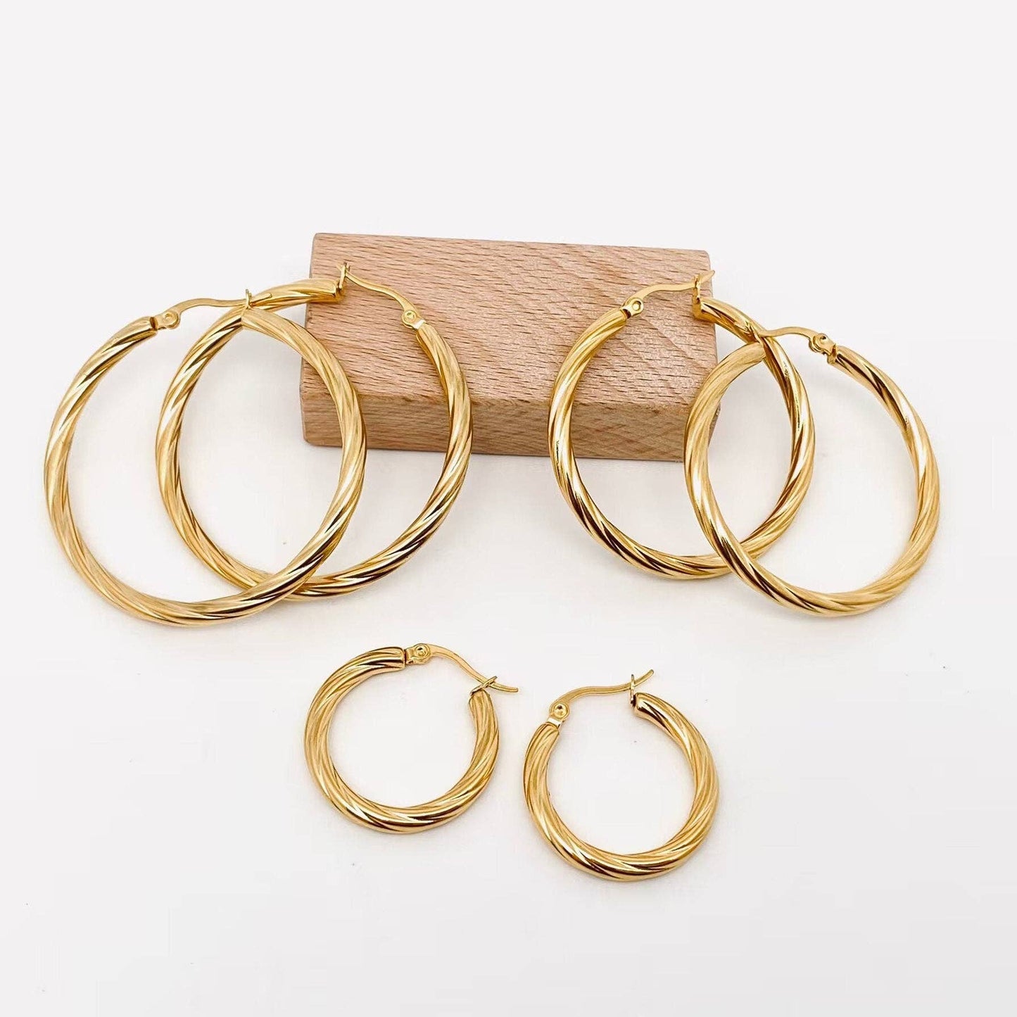 18K Gold Plated Stainless Steel Cable Hoop Earrings - FGS