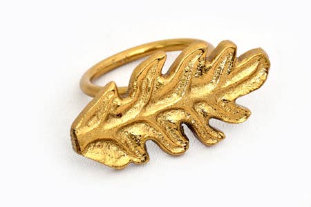 Golden Oak Leaf Napkin Ring