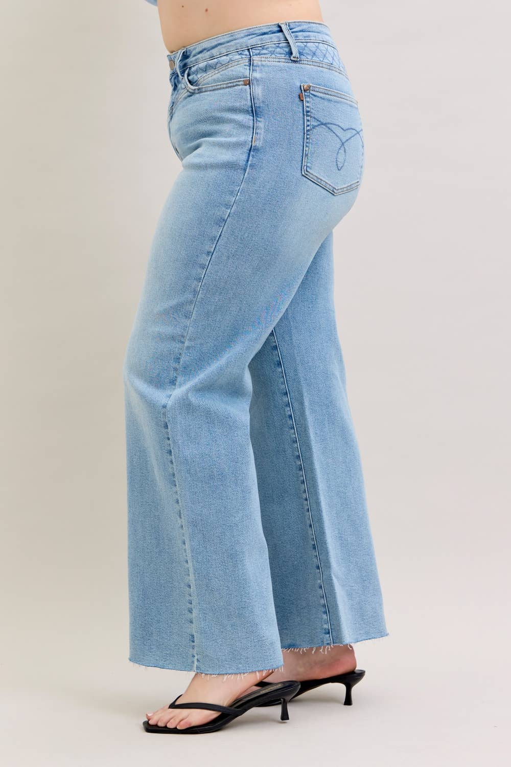 PLUS - Judy Blue High Rise Retro Wide Leg Denim