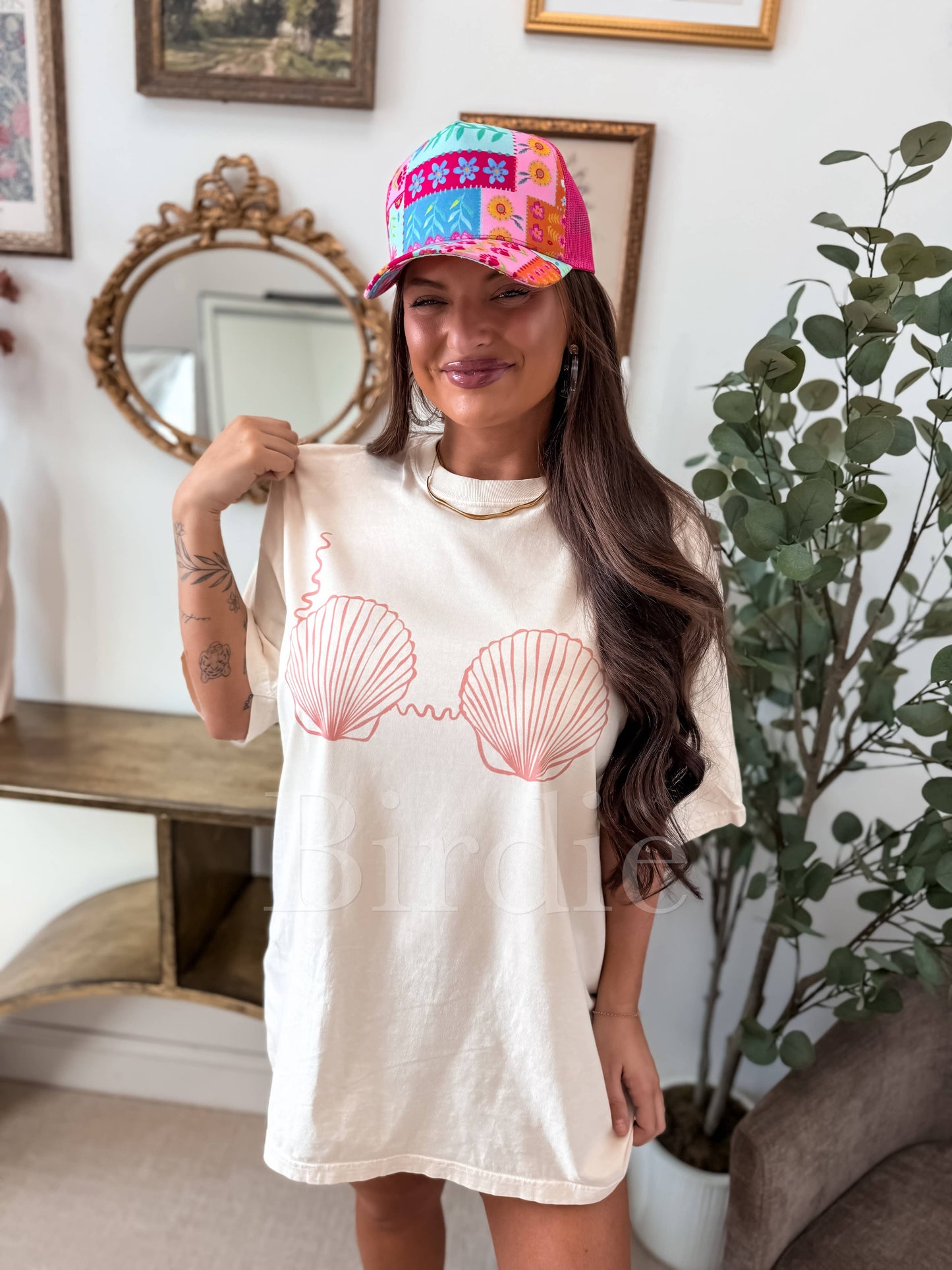 Seashell Bikini Summer Graphic Tee