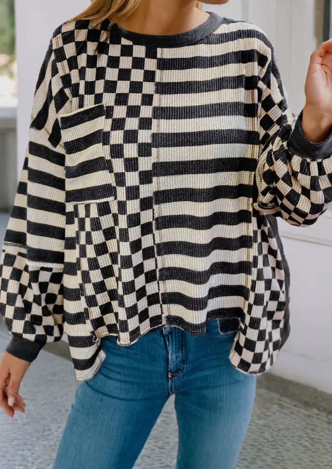 Checkered Lantern Sleeve Blouse