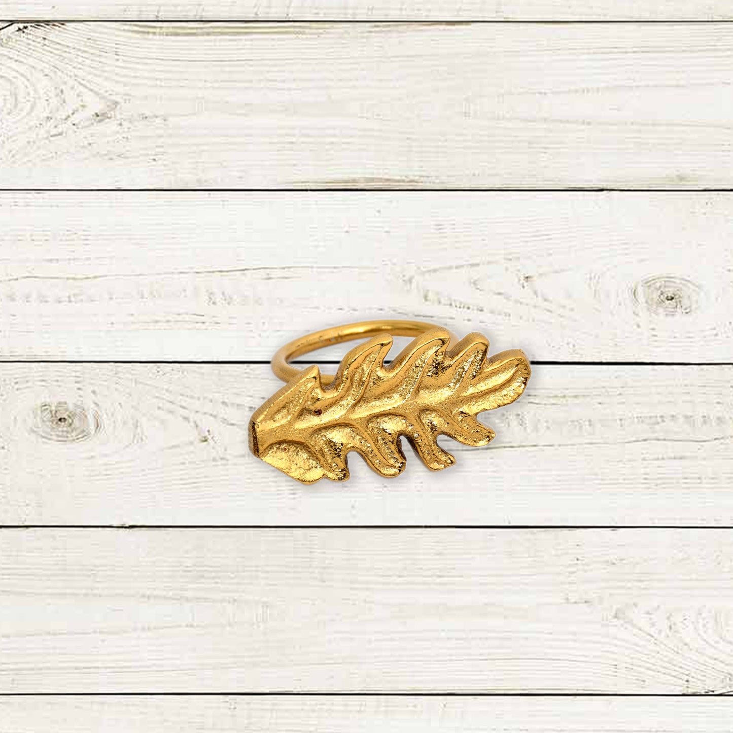 Golden Oak Leaf Napkin Ring
