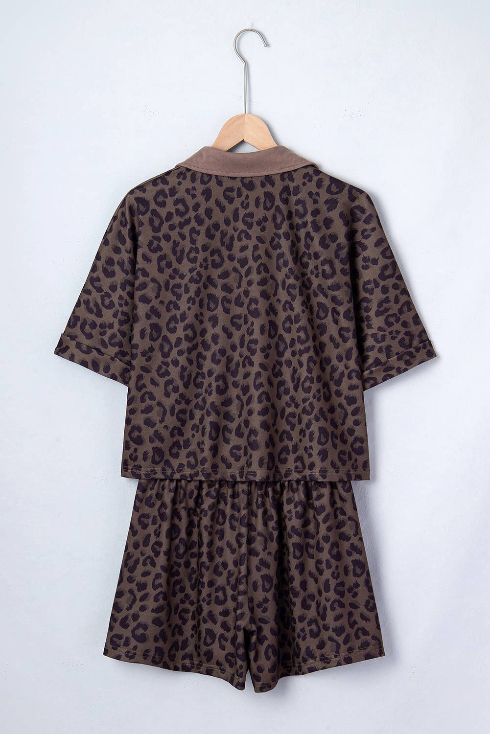 Collared Patchwork Leopard Printed 2pcs Short Set