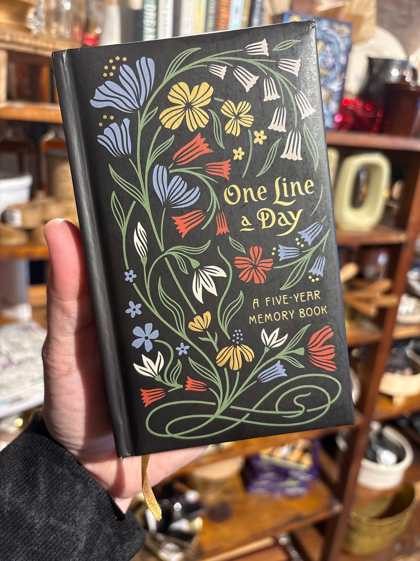 One Line a Day: Five Year Memory Book