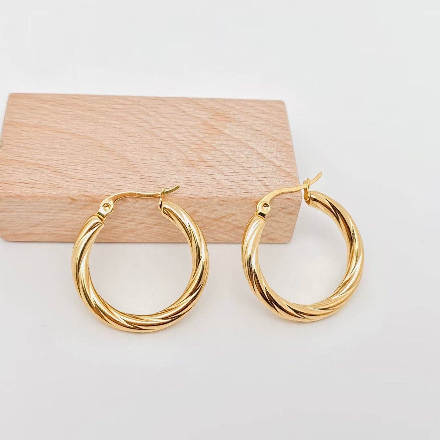18K Gold Plated Stainless Steel Cable Hoop Earrings - FGS