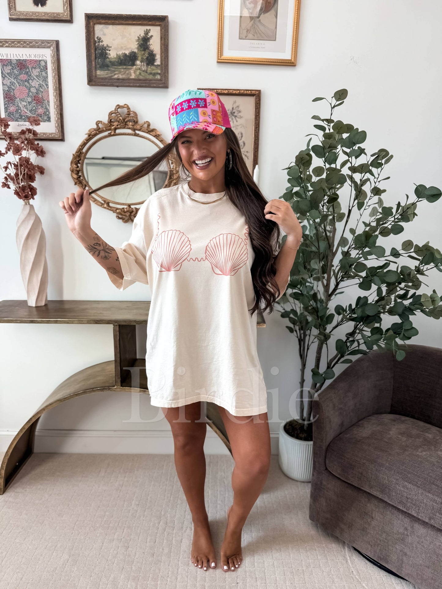 Seashell Bikini Summer Graphic Tee