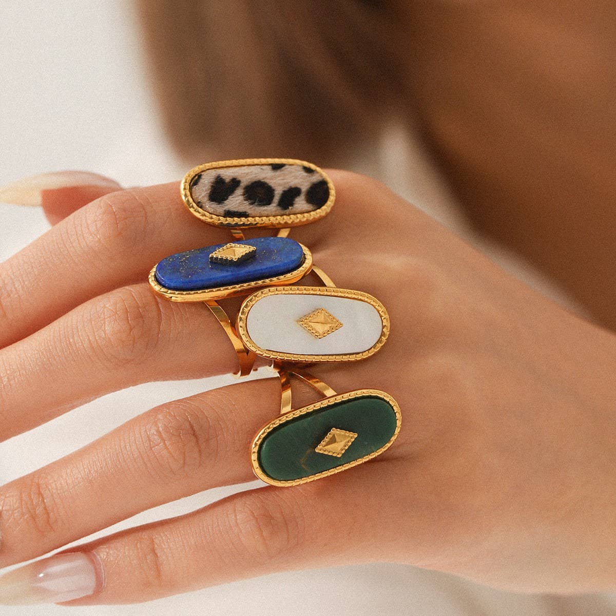 COCKTAIL ADJUSTABLE RING